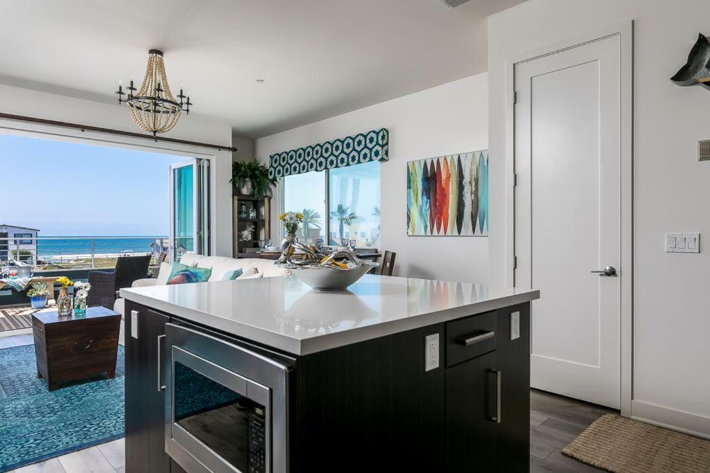 Ocean View 3 Bedrooms Condo, Just Steps From The Park, Pier & Water! インペリアル・ビーチ エクステリア 写真