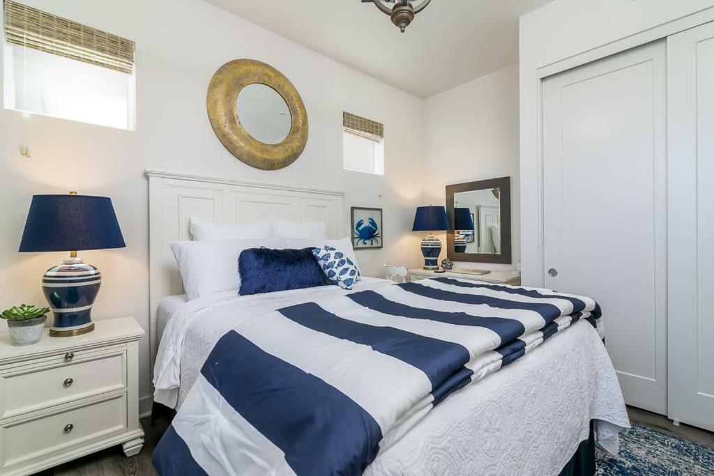Ocean View 3 Bedrooms Condo, Just Steps From The Park, Pier & Water! インペリアル・ビーチ エクステリア 写真